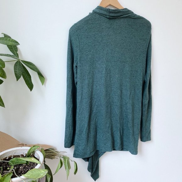 BOBEAU GREEN/BLUE RELAXED CARDIGAN SWEATER WITH CROSS OVER BUTTON - Picture 3 of 3